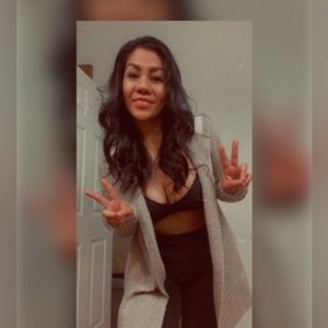 Meet your Posher, Denise